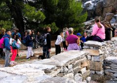 Πεζοπορία-Ξενάγηση στο μονοπάτι των λατόμων